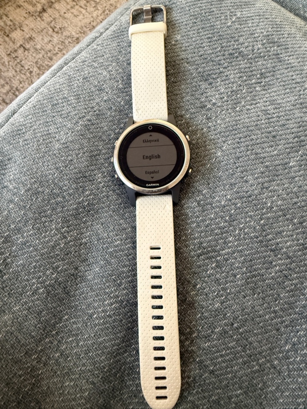 Garmin White Smartwatch with Multiple Colored Replacement Bands - Picture 3 of 5